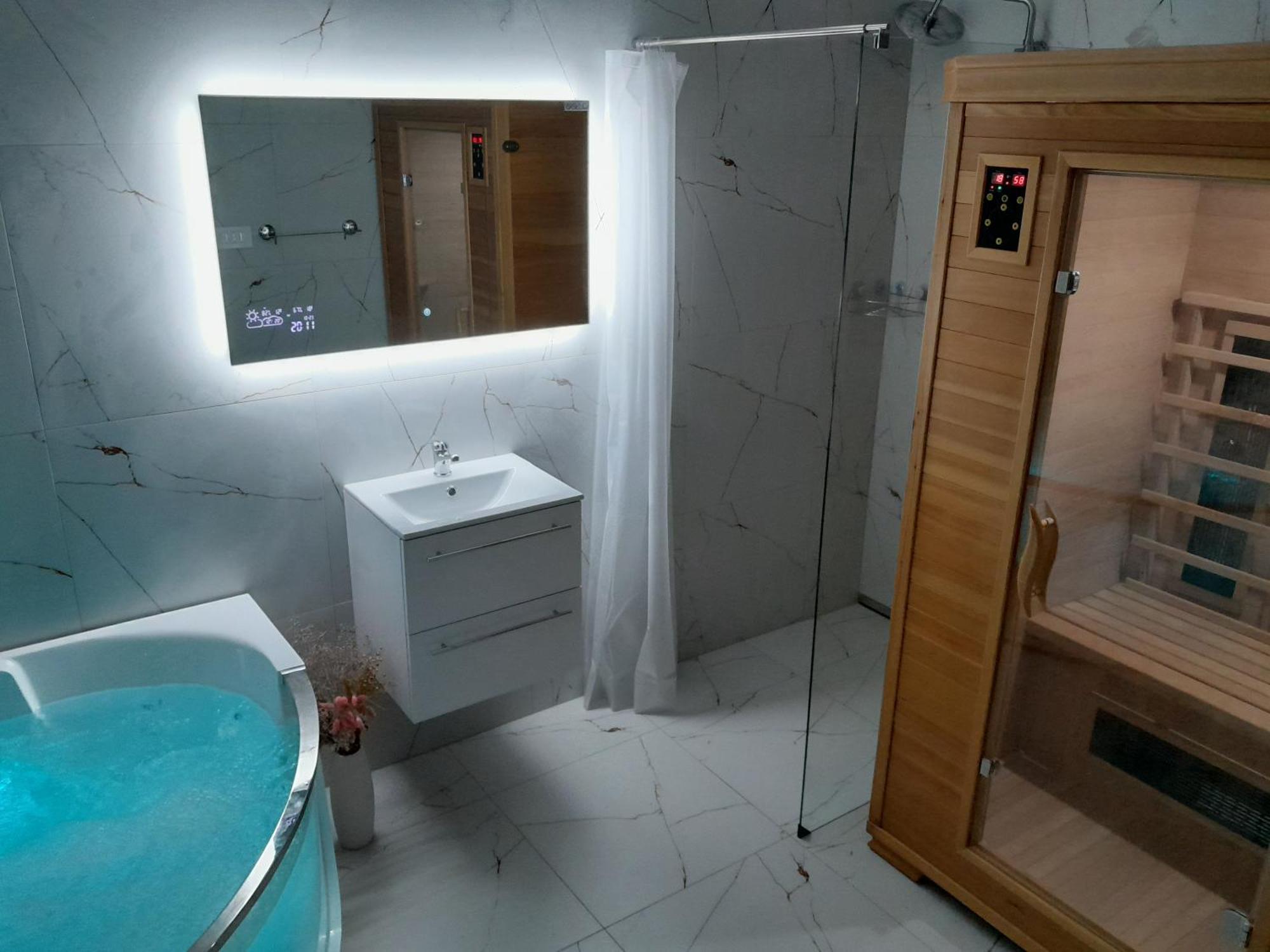 Farm Stay Frank Ozmec Wine And Glamping Estate Ljutomer Ngoại thất bức ảnh